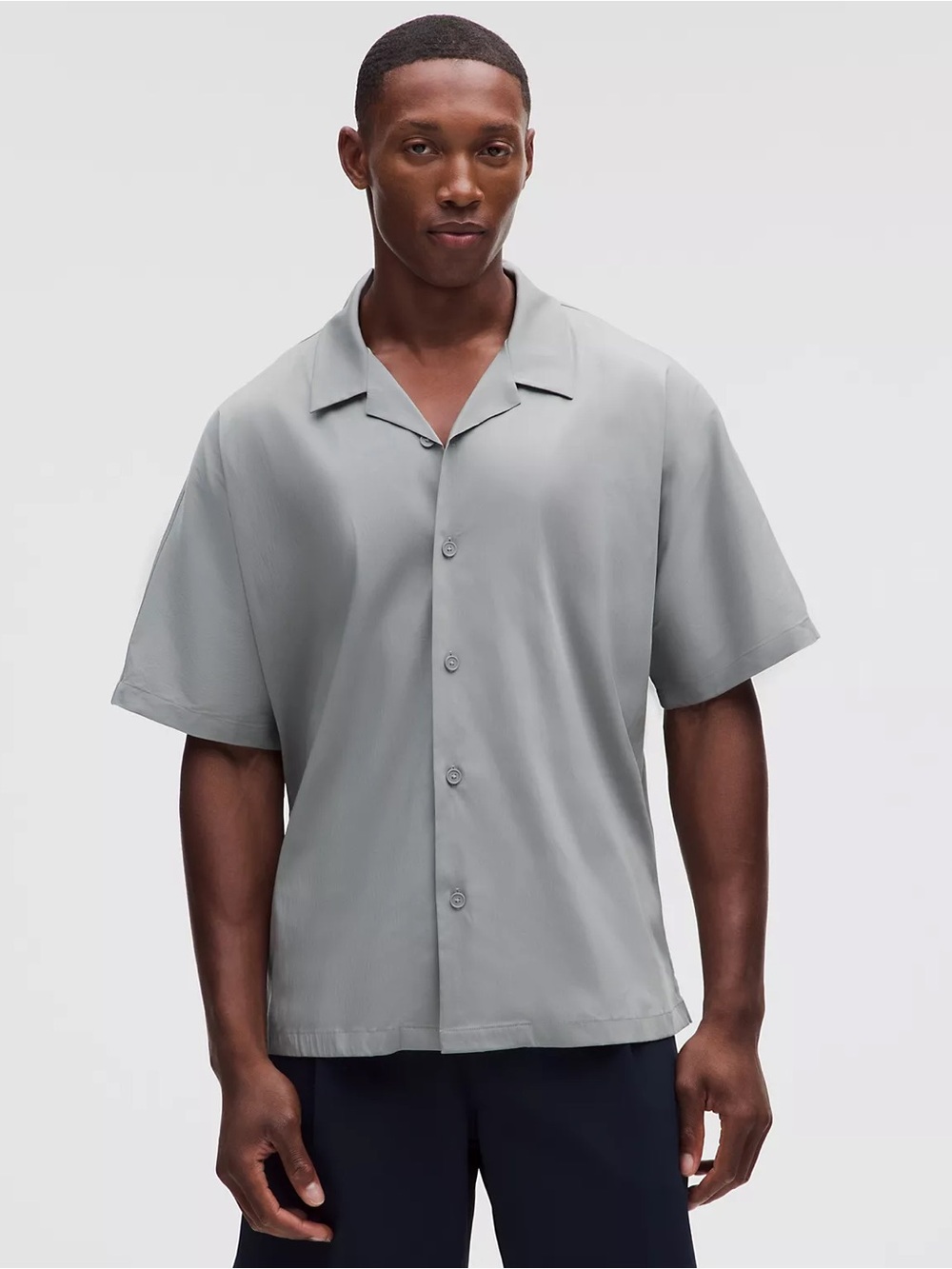 lululemon Large Lightweight Camp Collar Short Sleeve Shirt